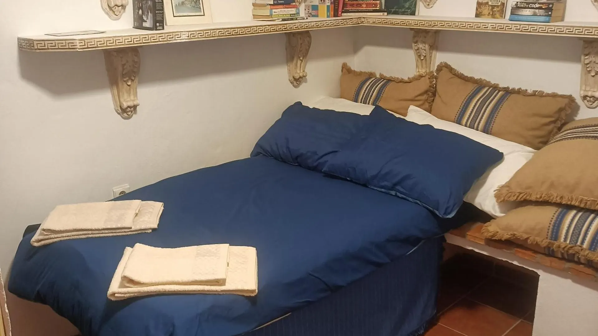 Casa De Aventuras Ideal For Large Groups Bacor 0*,  Spain